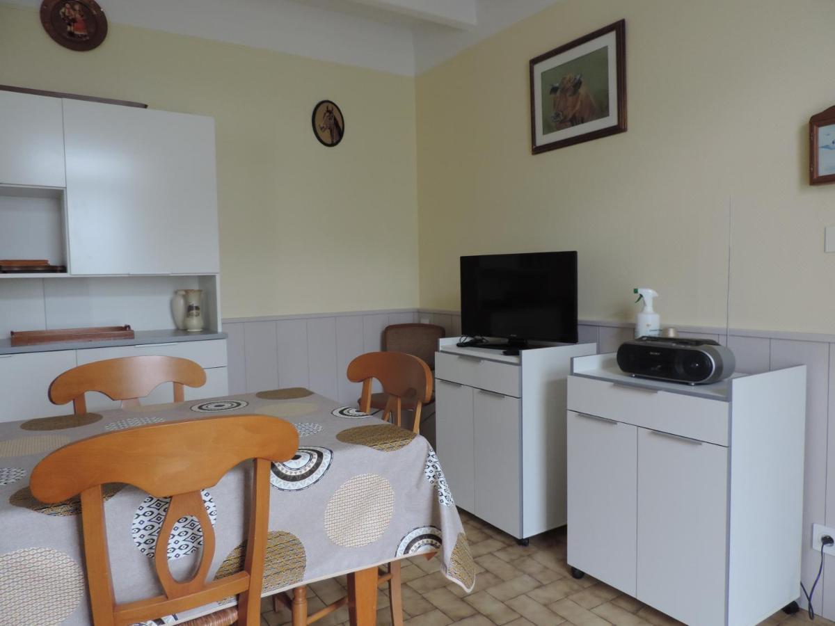 Gite De L'Aubree 17 Puy-du-Lac Ngoại thất bức ảnh