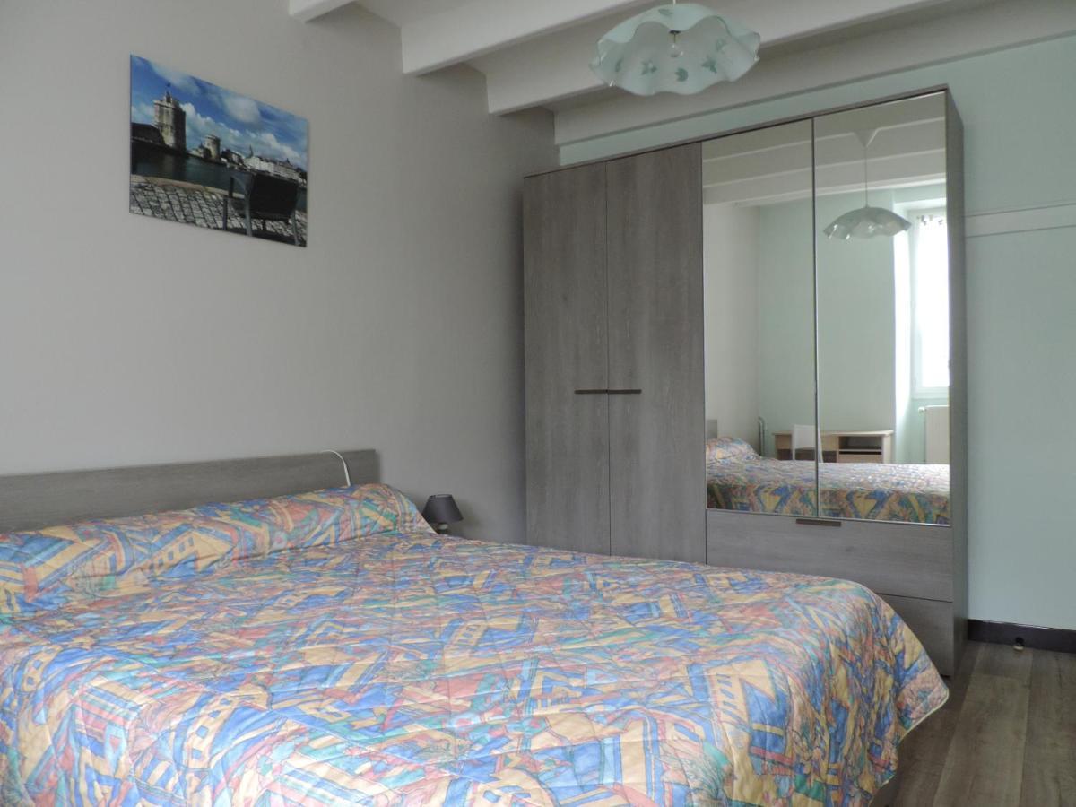 Gite De L'Aubree 17 Puy-du-Lac Ngoại thất bức ảnh