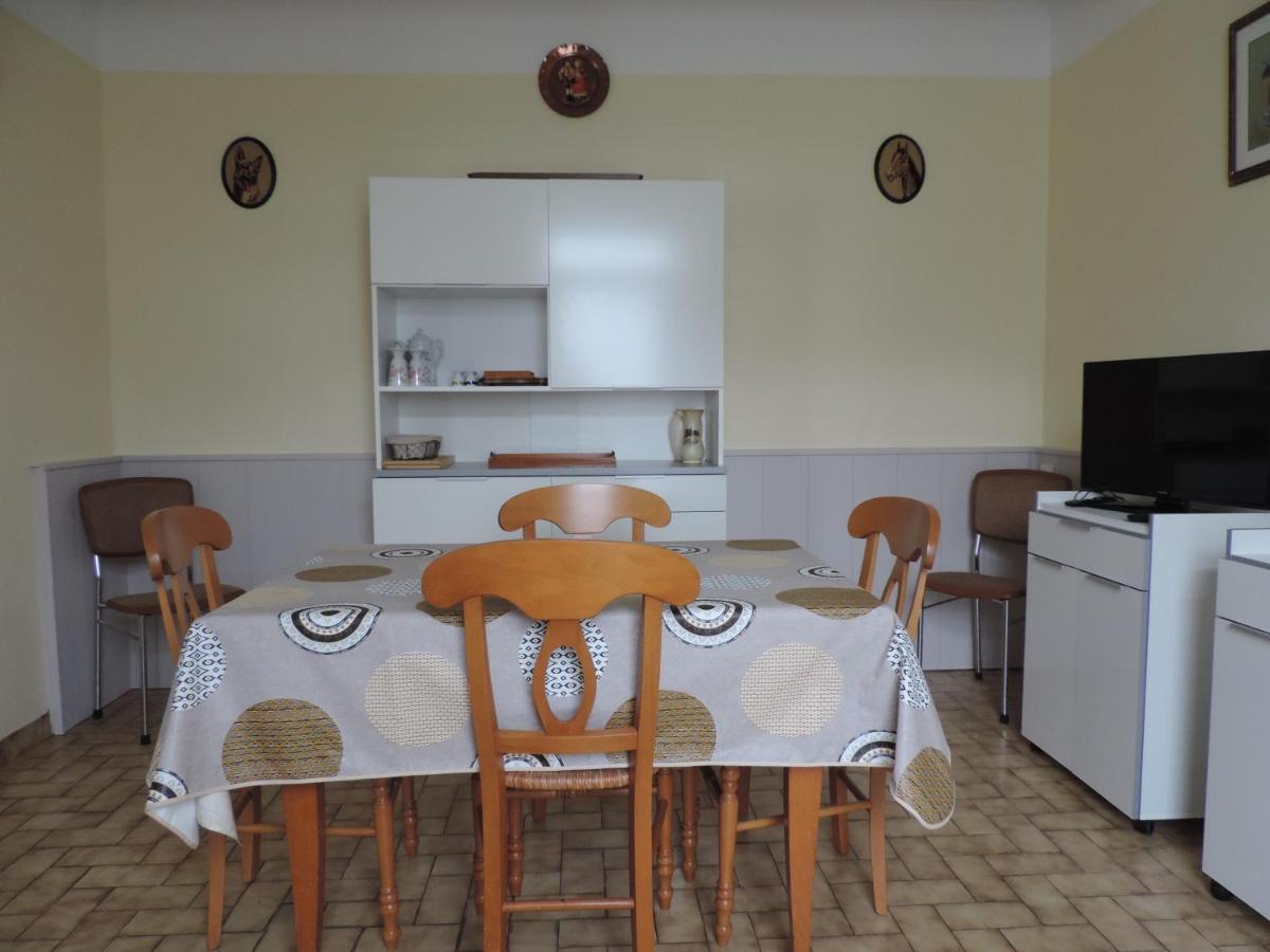 Gite De L'Aubree 17 Puy-du-Lac Ngoại thất bức ảnh
